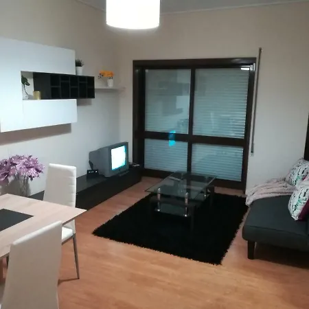Amor Primeira Vista Em شقة براغا